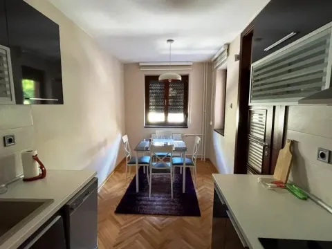 Izdavanje, trosoban stan, 85m², Medicinski fakultet, Niš - image 6