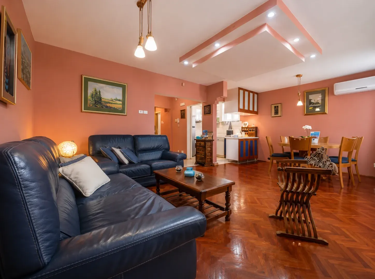 Rent, two bedroom apartment, 100m², Centar, Budva
