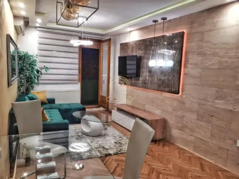 Izdavanje, dvosoban stan, 42m², Centar, Novi Sad - image 3