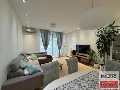 Sale, four bedroom apartment, 97m², Sajmište, Novi Sad - image 4