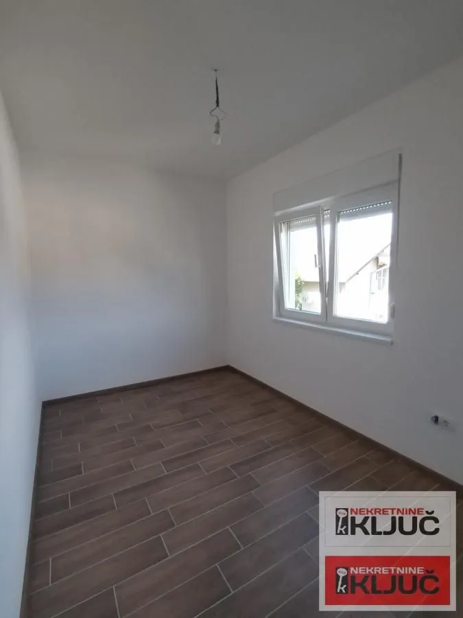 Prodaja, stan, 110m², Veternik, Novi Sad Sve Podlokacije