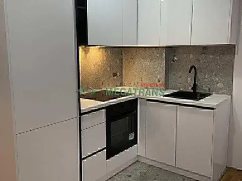 Izdavanje, dvosoban stan, 38m², Bulevar Evrope, Novi Sad Sve Podlokacije - image 6