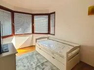 Rent, three bedroom apartment, 120m², Pobrežje, Podgorica - image 9
