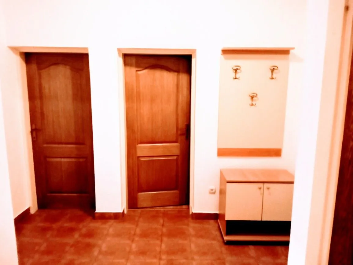 Rent, two bedroom apartment, 70m², Dobrota, Kotor