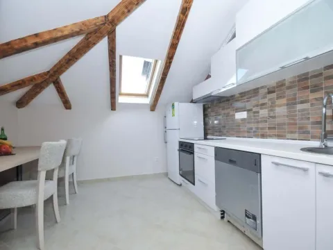 Prodaja, četvorosoban stan, 137m², Bečići, Budva - image 5