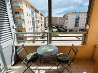 Izdavanje, jednosoban stan, 54m², City Kvart, Podgorica - image 11