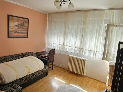 Izdavanje, dvosoban stan, 48m², Zemun Save Kovačevića, Zemun Sve Podlokacije - image 2
