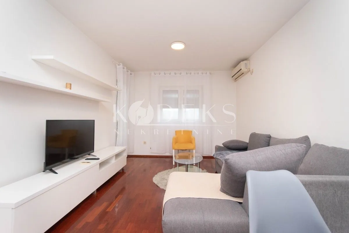 Rent, one bedroom apartment, 44m², Stari Aerodrom, Podgorica