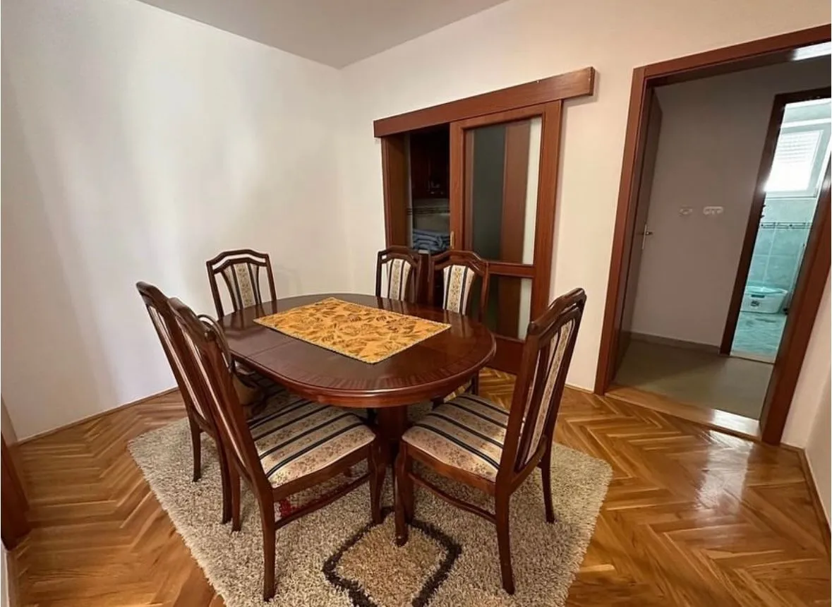 Rent, two bedroom apartment, 84m², Centar, Bar