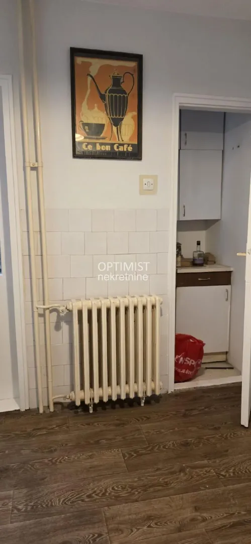 Prodaja, dvosoban stan, 58m², Novi Beograd Blok 1 Fontana, Novi Beograd Sve Podlokacije