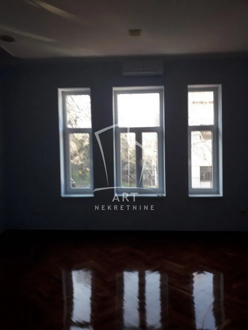 Sale, five bedroom apartment, 180m², Savski Venac, Beograd