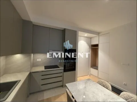 Rent, two bedroom apartment, 57m², Savski Venac, Beograd - image 7