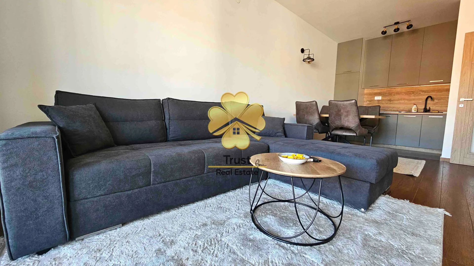 Izdavanje, jednosoban stan, 50m², Master Kvart, Podgorica