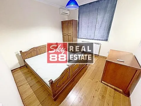 Izdavanje, četvorosoban stan, 115m², Savski Venac, Beograd - image 3