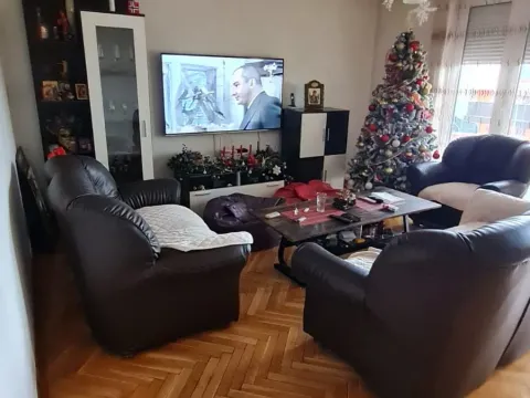 Rent, three bedroom apartment, 105m², Centar, Podgorica - image 1