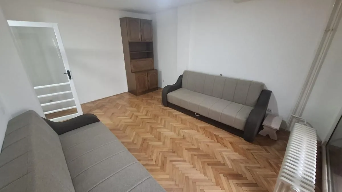 Izdavanje, jednosoban stan, 35m², Bulevar Oslobodjenja, Novi Sad Sve Podlokacije