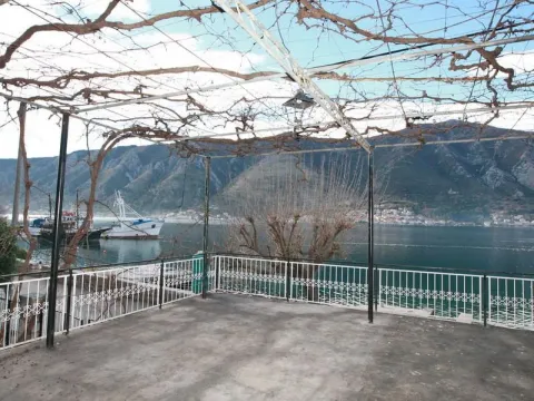 Sale, house, 220m², Dobrota, Kotor - image 4