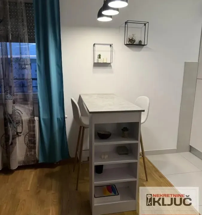Rent, studio apartment, 31m², Socijalno, Novi Sad Sve Podlokacije