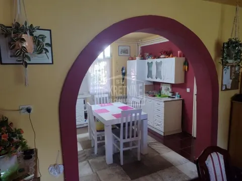 Prodaja, kuća, 214m², Aleksandrovo, Subotica - image 7