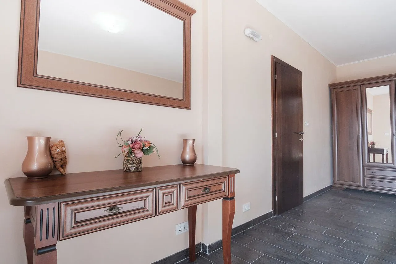 Rent, house, 102m², Bratešići, Kotor
