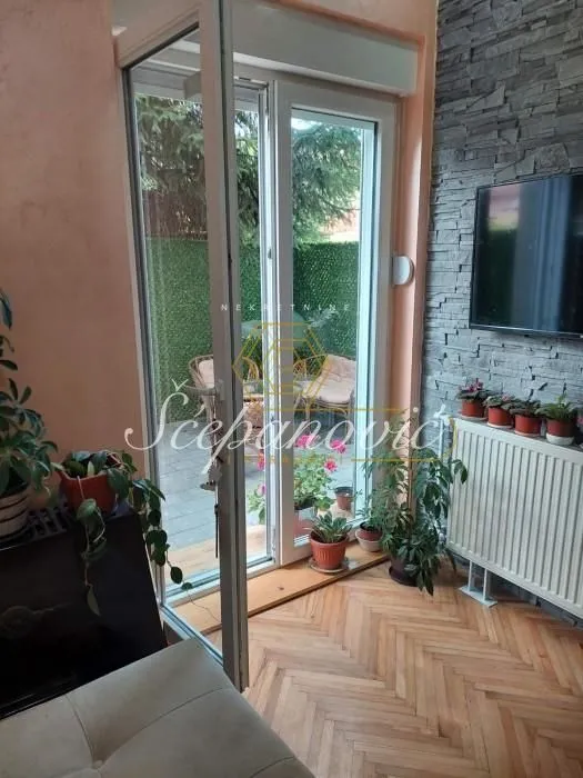 Prodaja, jednosoban stan, 27m², Veternik, Novi Sad Sve Podlokacije