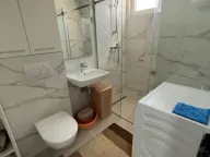 Izdavanje, dvosoban stan, 64m², Stari Aerodrom, Podgorica - image 2