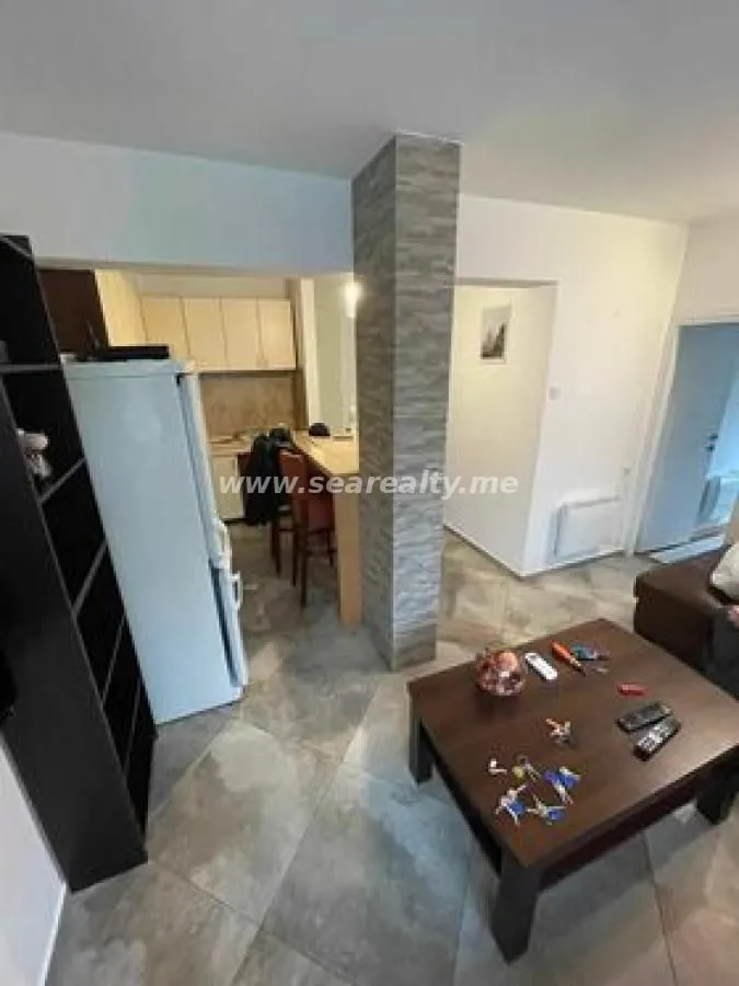 Prodaja, dvosoban stan, 52m², Tivat, Crna Gora