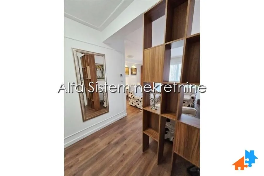 Rent, three bedroom apartment, 80m², Vračar Sve Podlokacije, Beograd