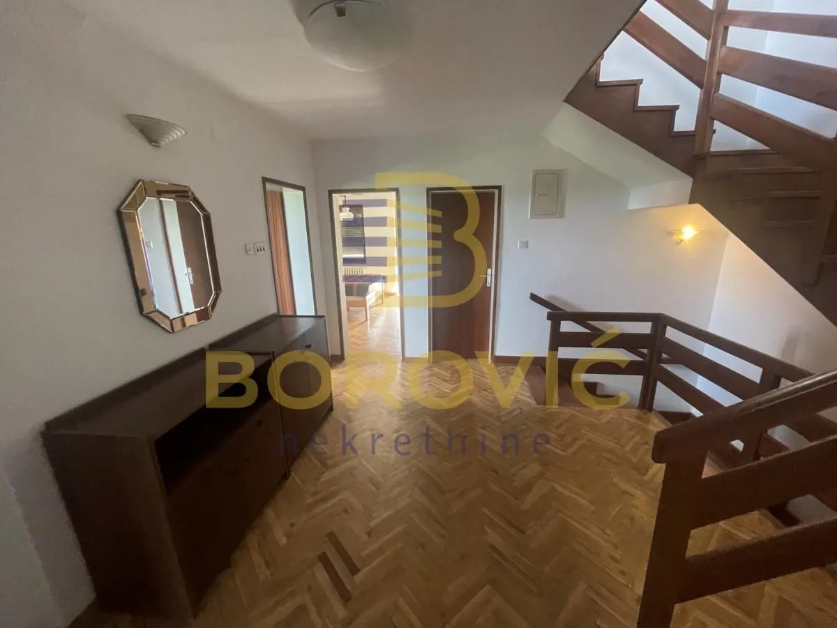 Sale, house, 320m², Rušanj, Beograd