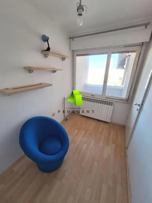 Prodaja, dvosoban stan, 73m², Medijana, Niš