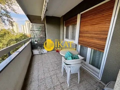 Prodaja, dvosoban stan, 75m², Zemun Kej, Zemun Sve Podlokacije - image 13