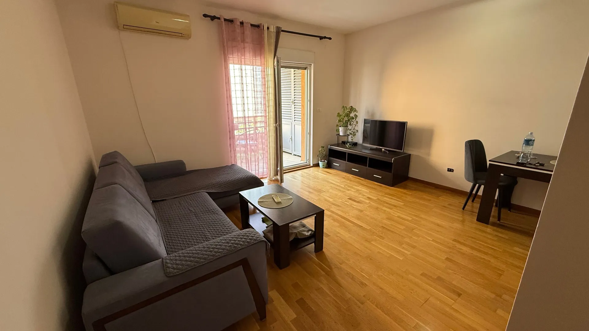 Rent, two bedroom apartment, 75m², City Kvart, Podgorica