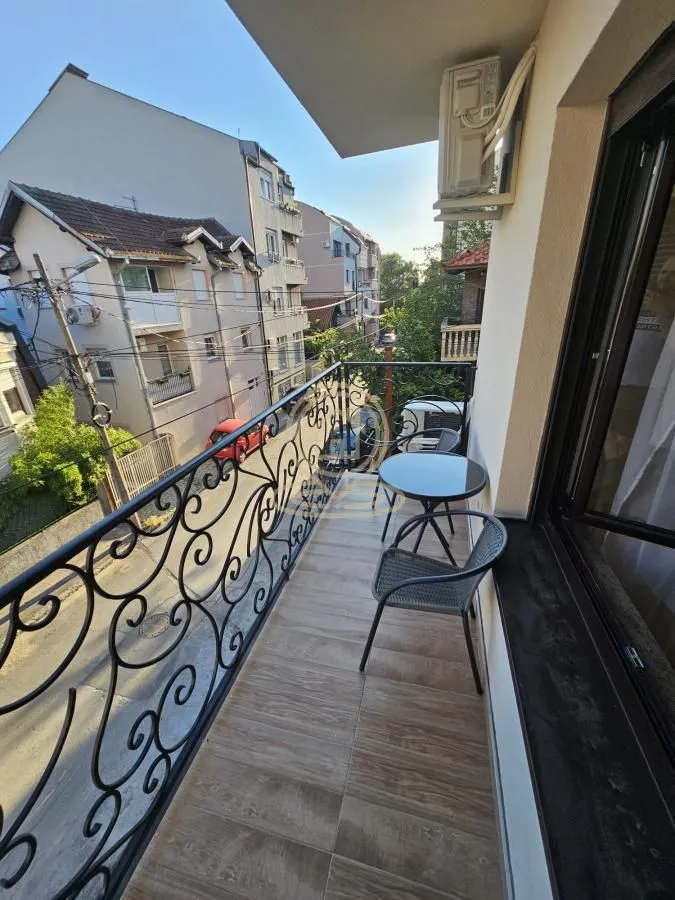 Izdavanje, trosoban stan, 75m², Lekino Brdo, Voždovac Sve Podlokacije