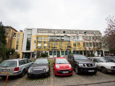 Prodaja, poslovni prostor, 533m², Centar, Podgorica - image 3