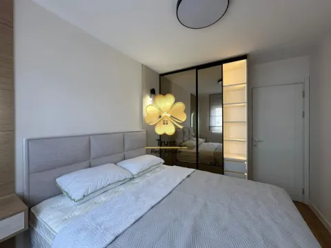 Rent, one bedroom apartment, 43m², Pobrežje, Podgorica - image 11