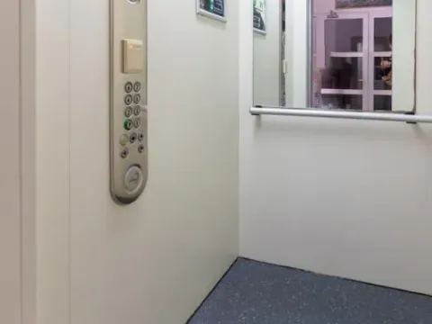 Sale, one bedroom apartment, 39m², Bar, Crna Gora - image 7