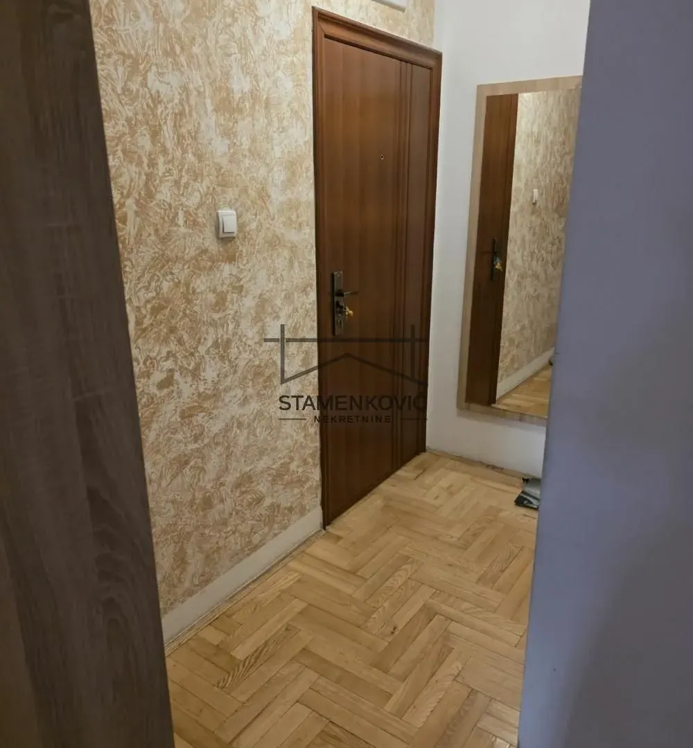Prodaja, dvosoban stan, 42m², Nova Detelinara, Novi Sad Sve Podlokacije