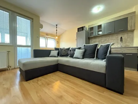 Izdavanje, jednosoban stan, 25m², Niš, Srbija - image 2