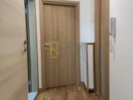 Izdavanje, dvosoban stan, 55m², Centar, Podgorica - image 9