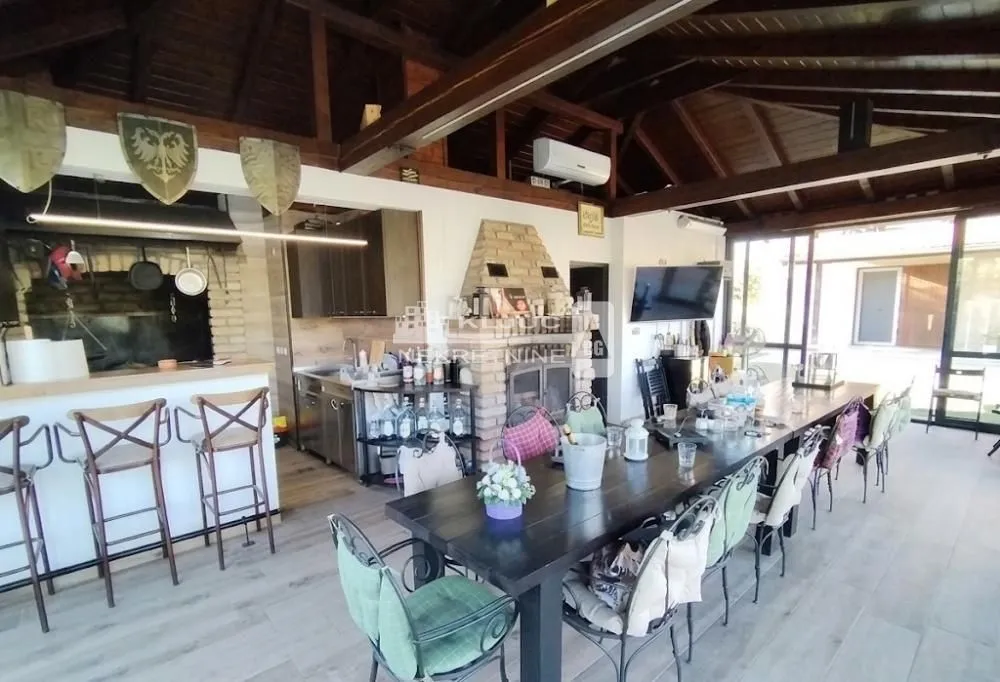 Prodaja, kuća, 170m², Trešnja-Koviona, Sopot