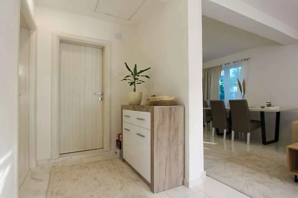 Prodaja, kuća, 100m², Dobra Voda, Bar