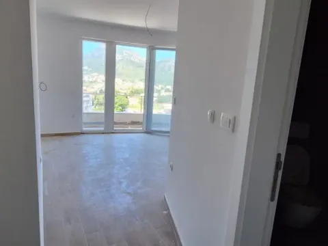 Prodaja, dvosoban stan, 63m², Sutomore, Bar - image 11