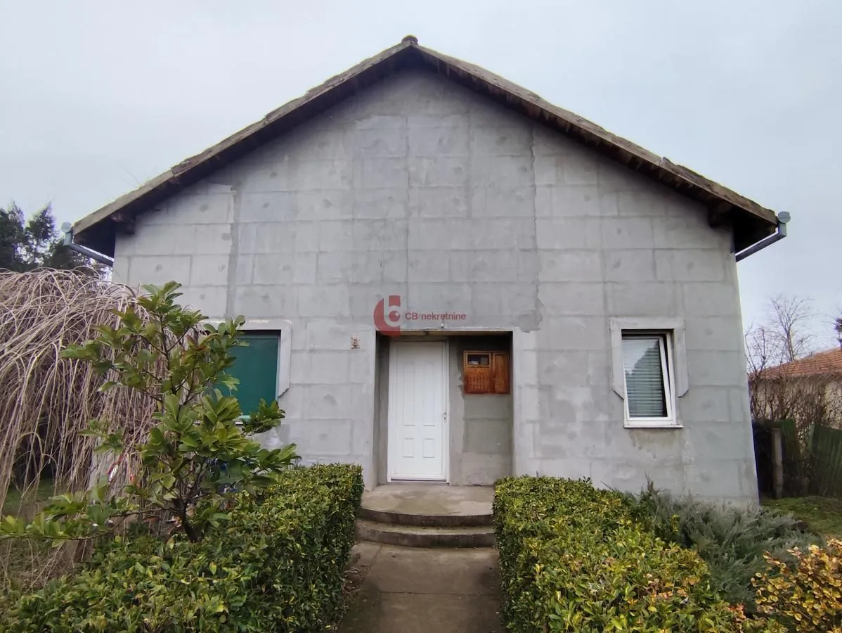 Prodaja, kuća, 117m², Zorka, Subotica