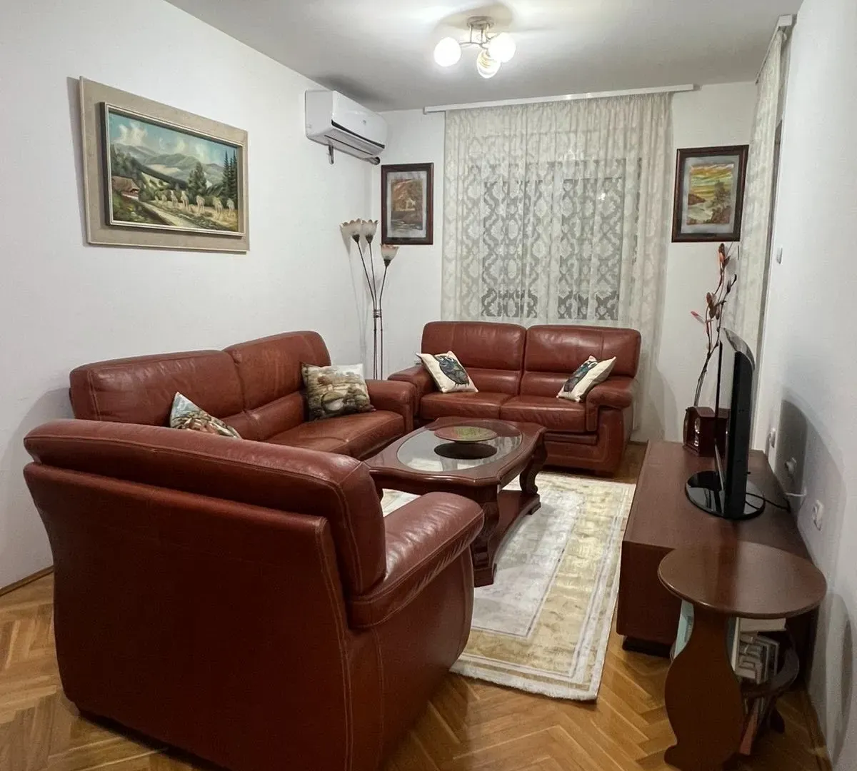 Rent, one bedroom apartment, 43m², Blok 9, Podgorica