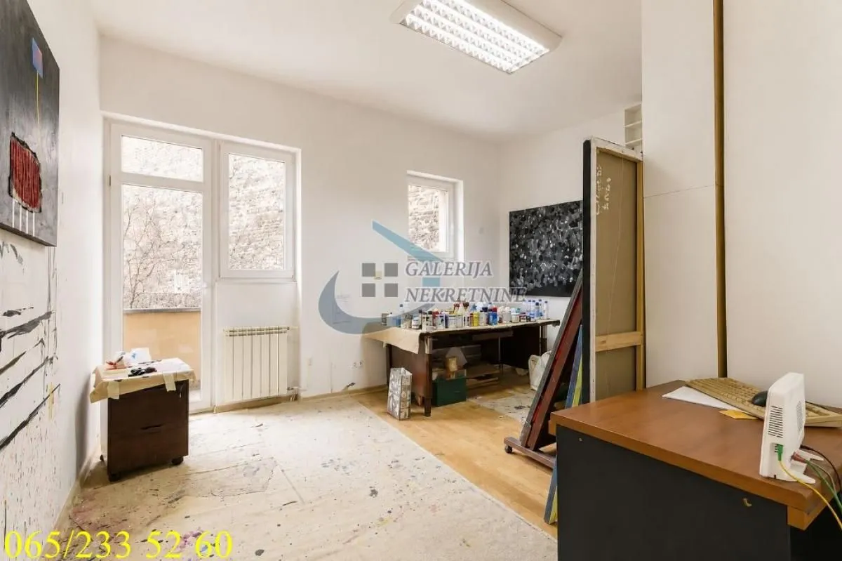 Prodaja, četvorosoban stan, 120m², Stari Grad, Beograd