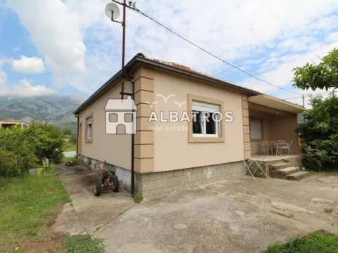 Izdavanje, kuća, 130m², Polje, Bar - image 1