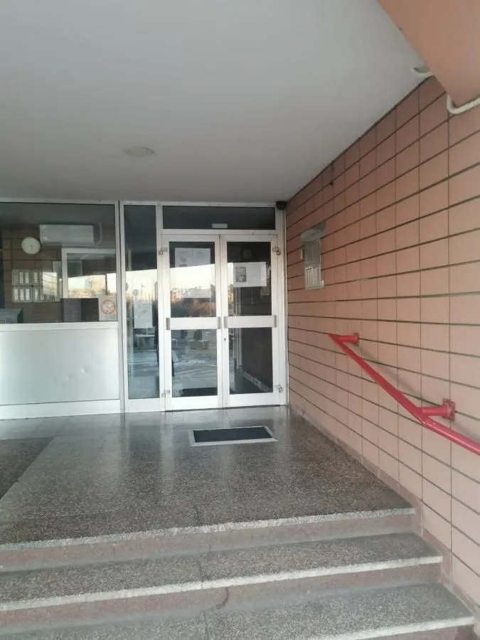 Izdavanje, jednosoban stan, 40m², Novi Beograd Blok 10, Novi Beograd Sve Podlokacije