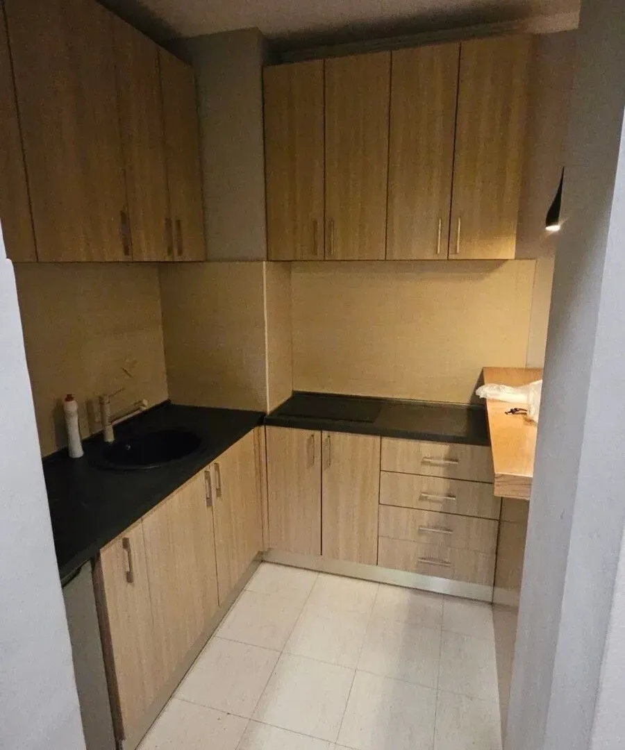 Izdavanje, jednosoban stan, 42m², Stari Aerodrom, Podgorica