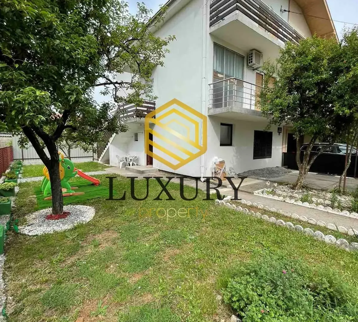 Izdavanje, stan, 120m², Masline, Podgorica