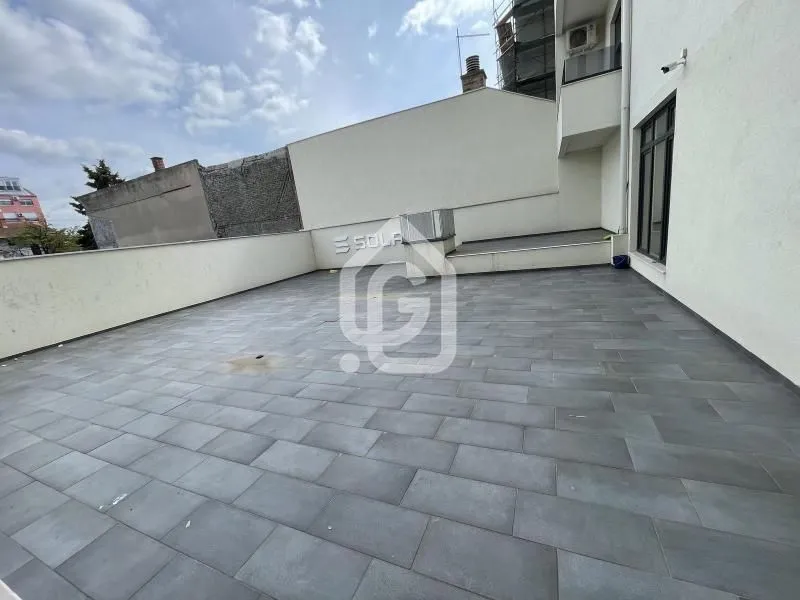 Izdavanje, poslovni prostor, 200m², Bulbulder, Zvezdara Sve Podlokacije